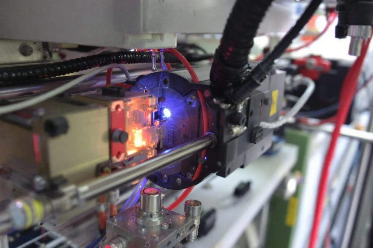 Machine à tricoter : guide complet pour bien choisir et utiliser votre machine